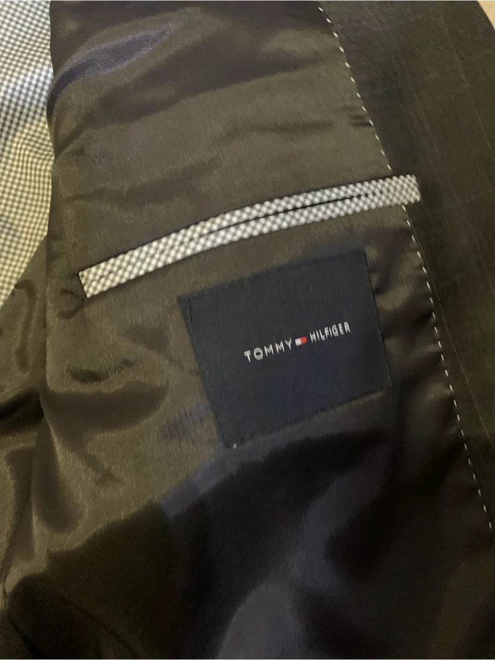 Tommy Hilfiger excellent pre